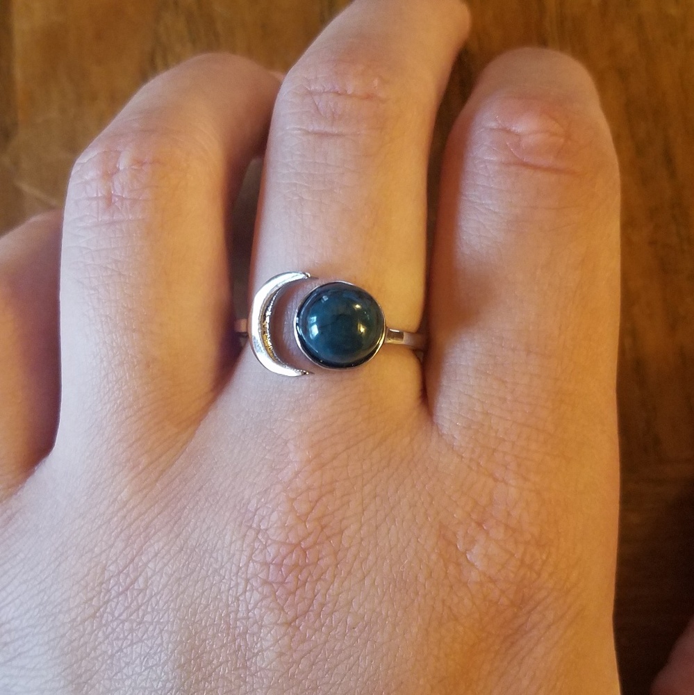 NWOT Sterling Moon Ring - Picture 3 of 6